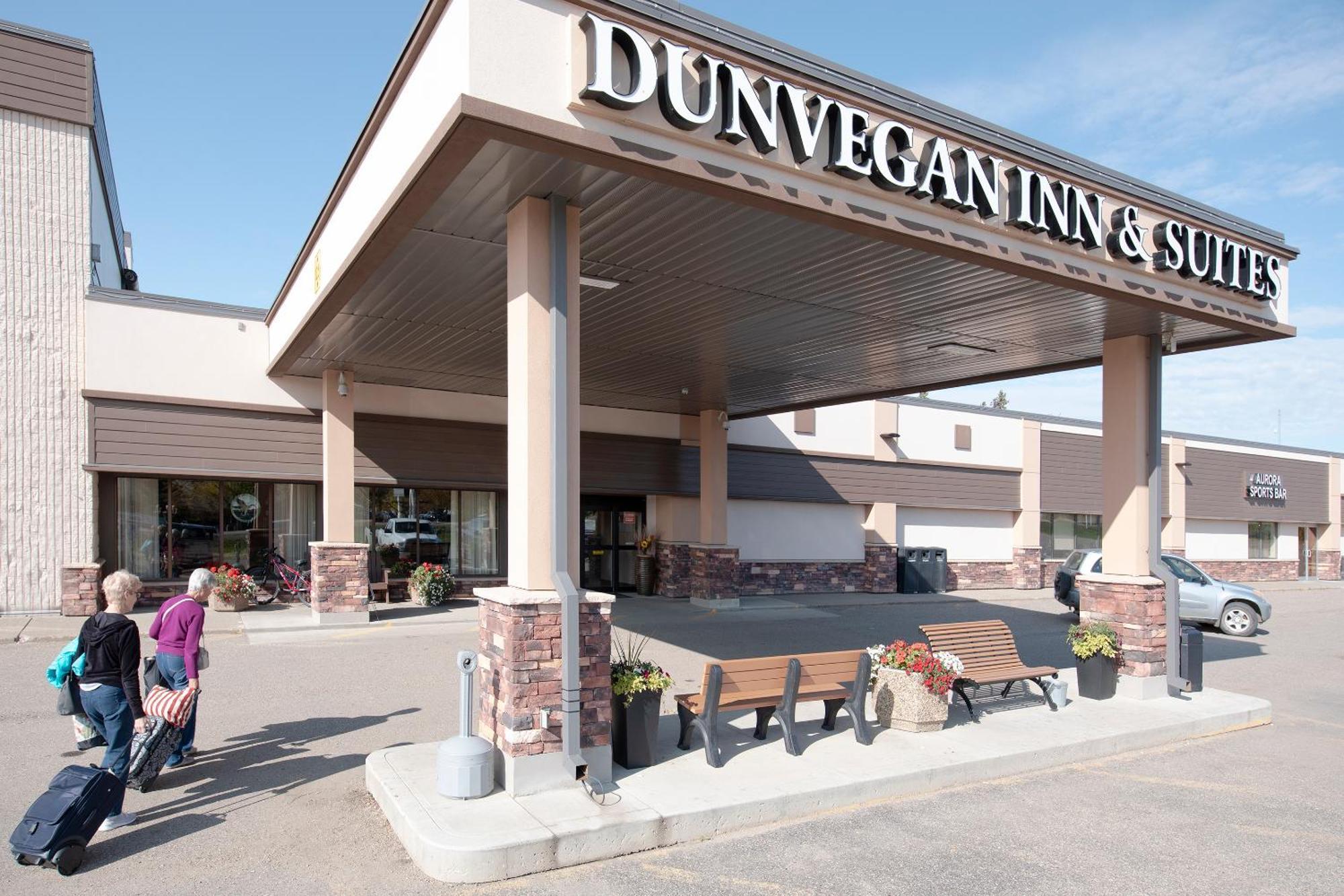 Dunvegan Inn & Suites Fairview Exterior photo